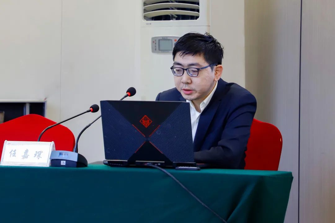龍鋼集團舉行新能源產業(yè)知識培訓 龍鋼集團舉行新能源產業(yè)知識培訓
