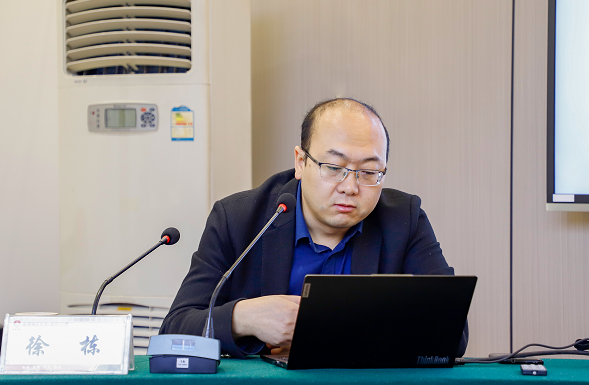 龍鋼集團舉行新能源產業(yè)知識培訓 龍鋼集團舉行新能源產業(yè)知識培訓
