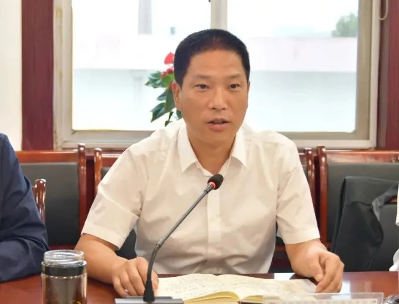 龍鋼集團召開生產經營工作例會 龍鋼集團召開生產經營工作例會