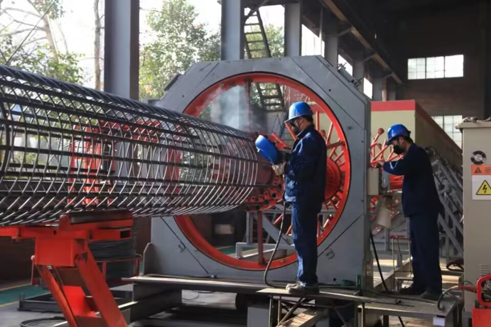 黨建領(lǐng)航改革發(fā)展 賦能多元提質(zhì)增效——龍鋼集團2022年黨建領(lǐng)航工作綜述 黨建領(lǐng)航改革發(fā)展 賦能多元提質(zhì)增效——龍鋼集團2022年黨建領(lǐng)航工作綜述