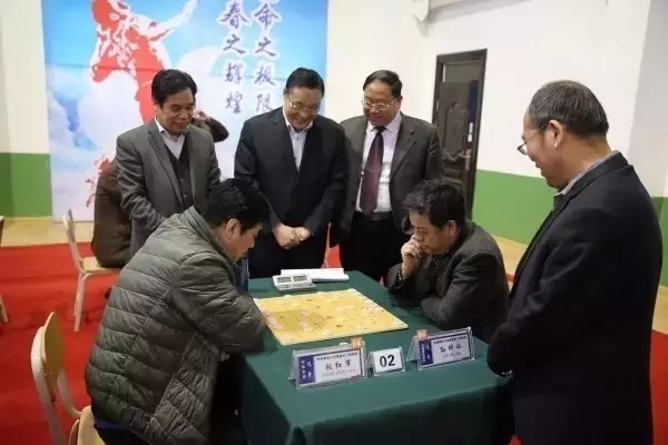 陜鋼集團(tuán)首屆職工棋牌賽在龍鋼集團(tuán)開(kāi)幕