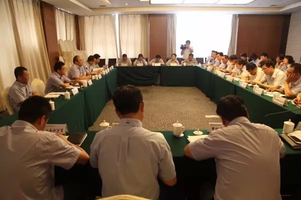 龍鋼集團(tuán)公司召開(kāi)黨風(fēng)廉政建設(shè)工作座談會(huì) 龍鋼集團(tuán)公司召開(kāi)黨風(fēng)廉政建設(shè)工作座談會(huì)