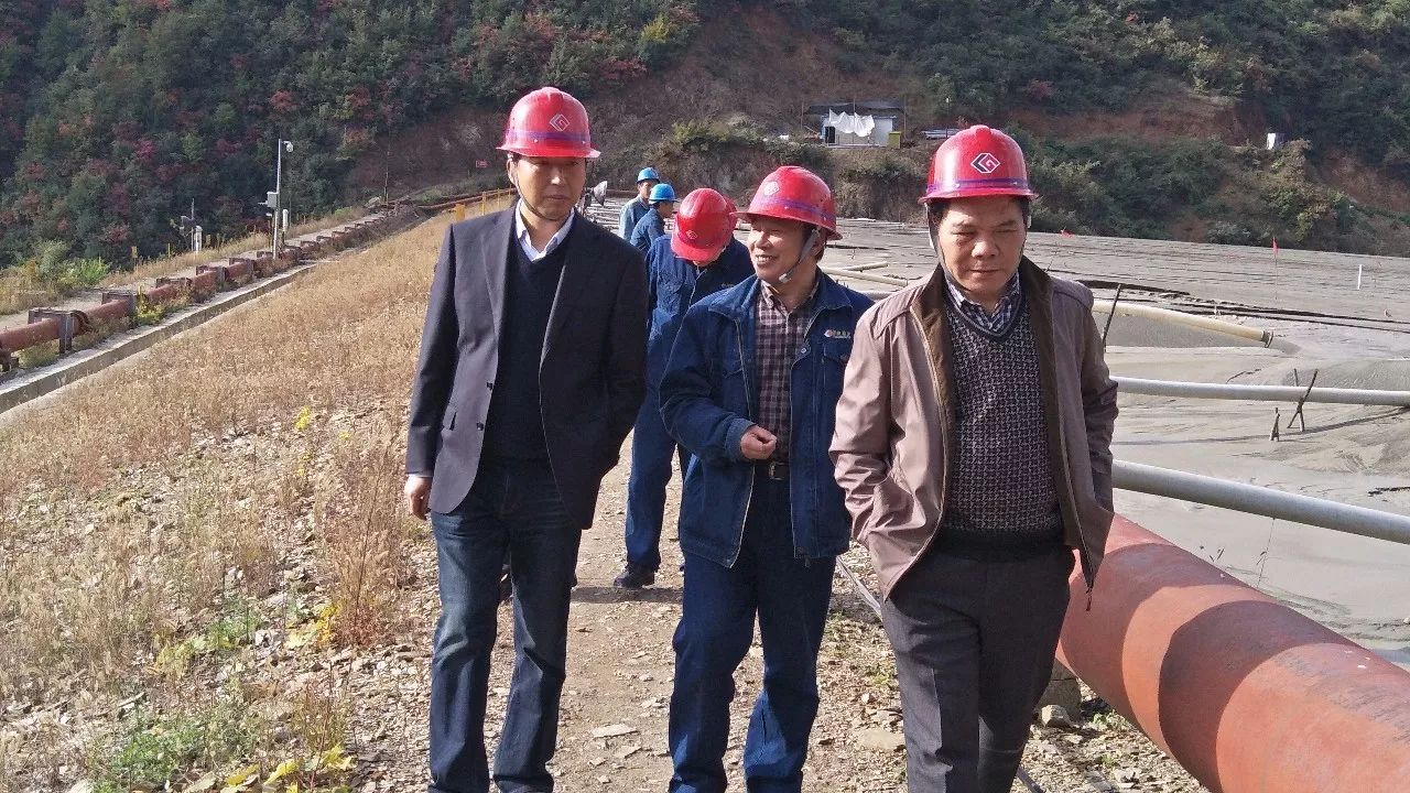 陰小兵一行到大西溝、華冶公司調(diào)研指導(dǎo)工作