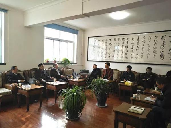 唐鑫、楊召朋到西鋼、紅光物流公司檢查指導(dǎo)工作