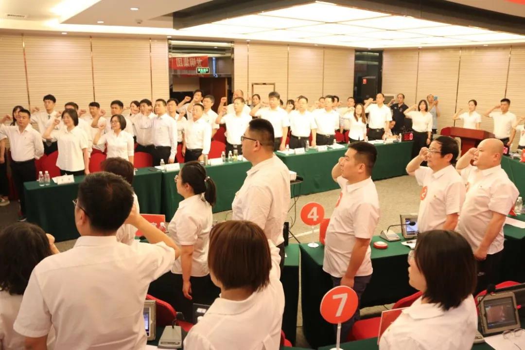 精彩對(duì)壘！龍鋼集團(tuán)舉辦黨史知識(shí)擂臺(tái)賽